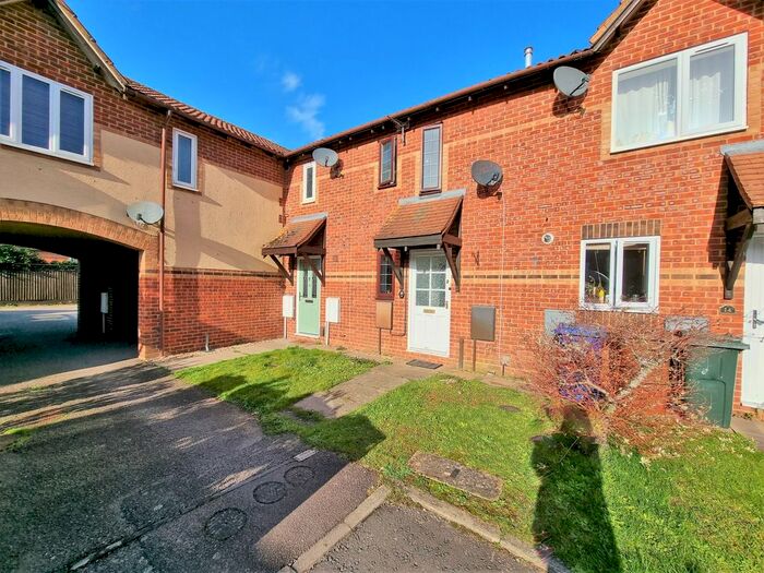1 Bedroom Terraced House To Rent In Japonica Close, Bicester OX26