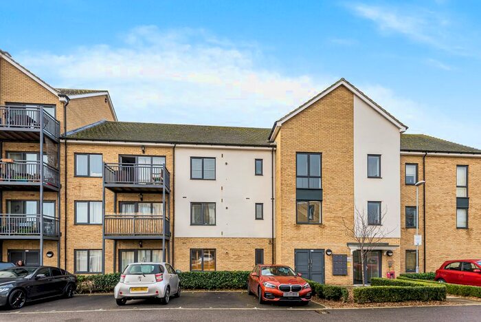 1 Bedroom Flat To Rent In Watson Place, London, SE25