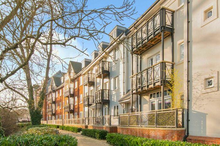 1 Bedroom Flat To Rent In Canterbury, CT1