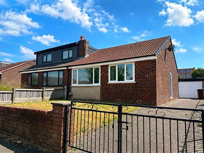 2 Bedroom Bungalow For Sale In Marfield Avenue, Chadderton, OL9