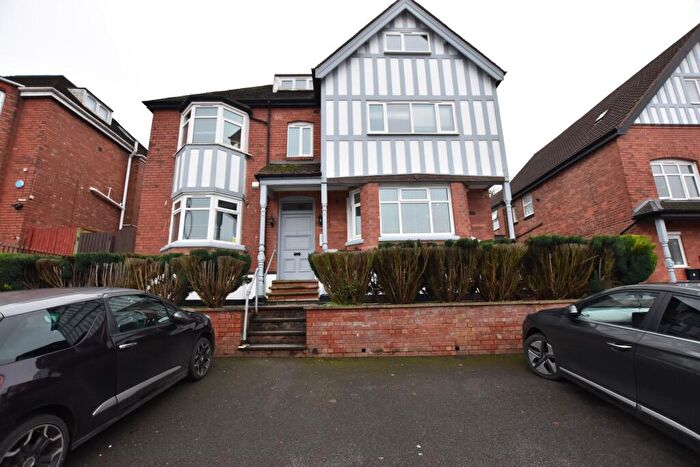 2 Bedroom Flat To Rent In Portland Road, Birmingham, B16