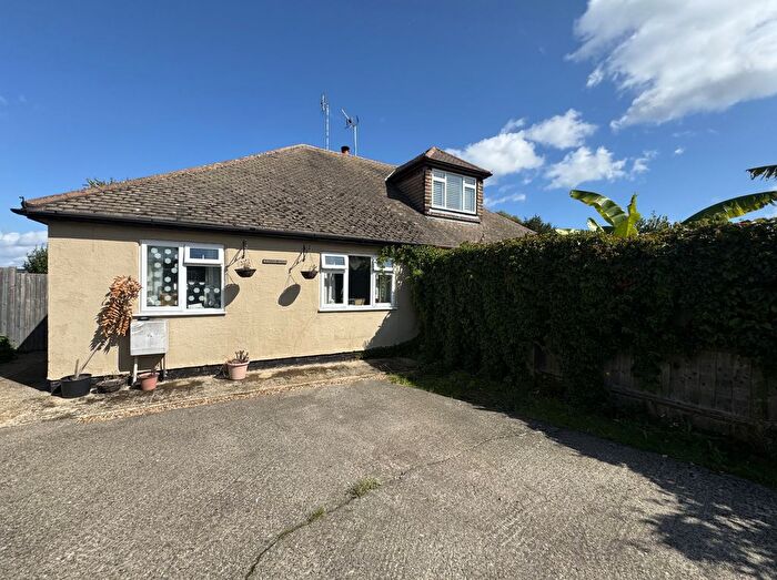 2 Bedroom Property To Rent In London Road, West Kingsdown, Kent, TN15