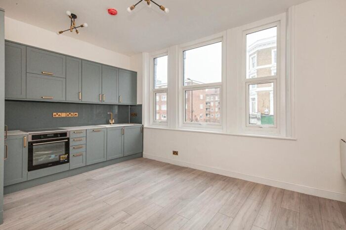 1 Bedroom Flat To Rent In Camberwell Road Greater London, SE5