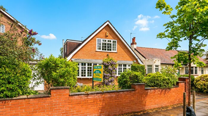3 Bedroom Detached House For Sale In Henley Drive, Hesketh Park, Southport, PR9