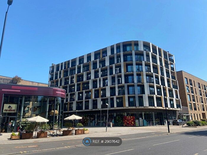 1 Bedroom Flat To Rent In Atkins Square, London, E8