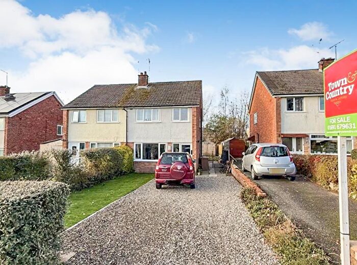 3 Bedroom Semi Detached House For Sale In Bridgeman Road, Oswestry, SY11