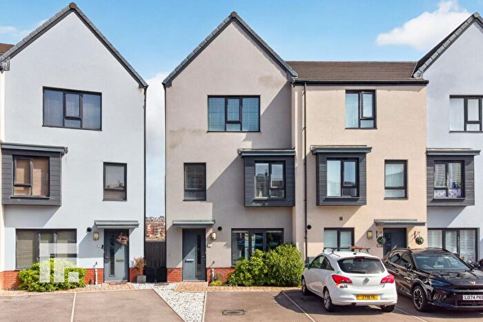 3 Bedroom End Of Terrace House To Rent In Heol Ty Draw, Barry, CF62