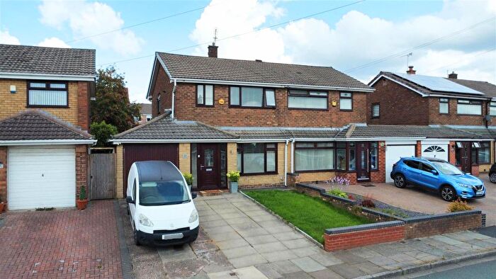 3 Bedroom Semi Detached House For Sale In Barwell Avenue, Laffak, St Helens, WA11