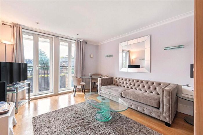 1 Bedroom Flat To Rent In Coleridge Gardens, London, SW10