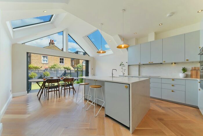 4 Bedroom Property To Rent In Stuart Road, London, SW19