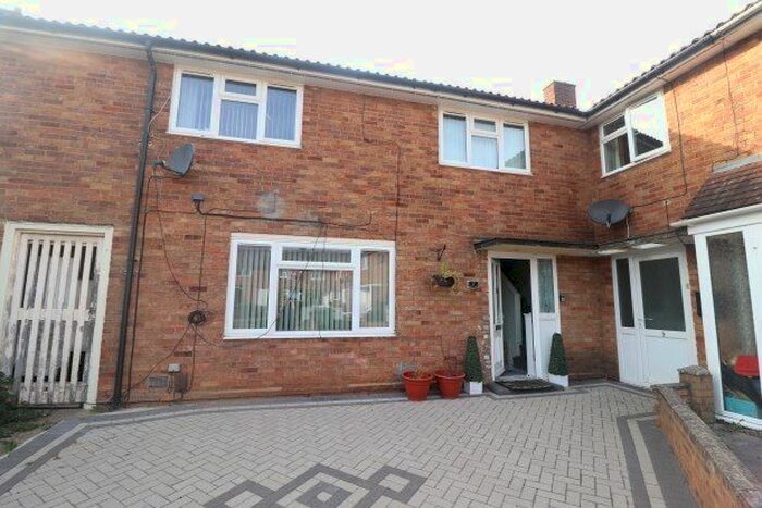 5 Bedroom Property To Rent In Wellstye Green, Basildon, SS14