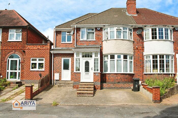 5 Bedroom Semi Detached House For Sale In Oakthorpe Avenue, Western Park, Leicester, LE3