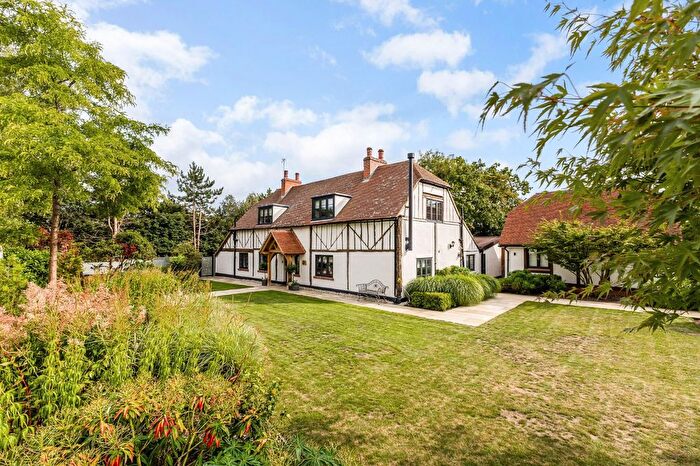 5 Bedroom Detached House For Sale In Coldharbour Lane, Hildenborough, Tonbridge, Kent, TN11