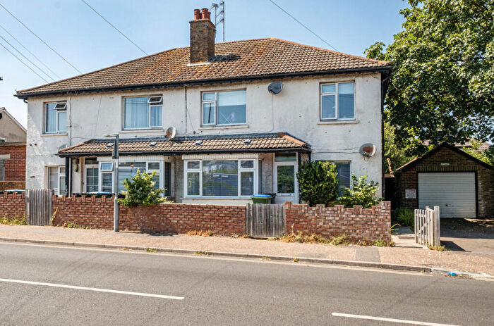 2 Bedroom Apartment For Sale In Longford Road, Bognor Regis, West Sussex, PO21