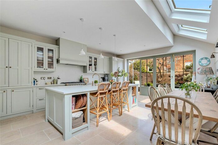 5 Bedroom Terraced House To Rent In Osward Road, London, SW17