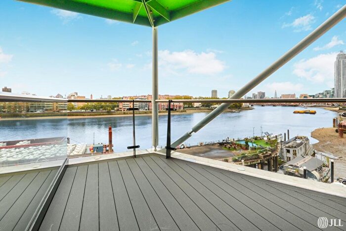 2 Bedroom Apartment For Sale In Riverlight Quay Nine Elms Lane, SW11