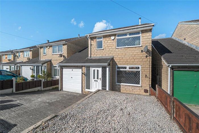 5 Bedroom Detached House For Sale In Windmill Chase, Rothwell, Leeds, West Yorkshire, LS26