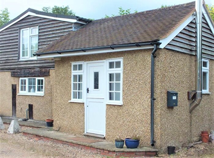 1 Bedroom Cottage To Rent In Gatemoor Lane, Nutbrown Farm Gatemoor Lane, HP9