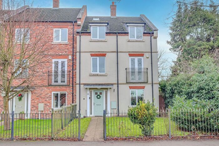 4 Bedroom Semi Detached House For Sale In Desford Road, Kirby Muxloe, LE9