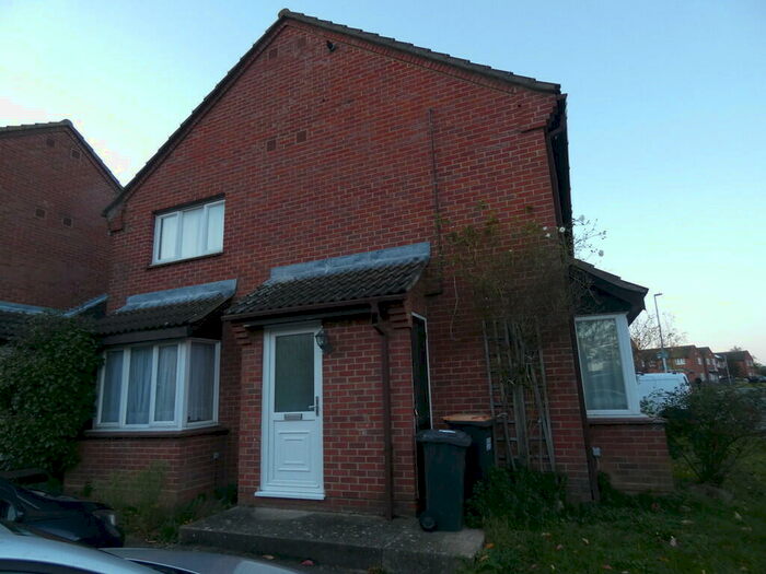 1 Bedroom Terraced House To Rent In Kempston, MK42