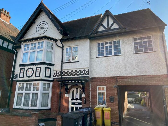 1 Bedroom Flat To Rent In Ashleigh Road, Leicester, LE3