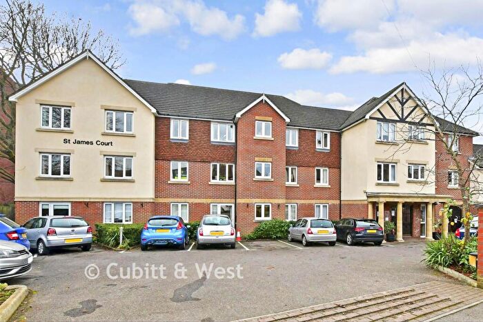 1 Bedroom Flat For Sale In St. James Road, East Grinstead, West Sussex, RH19