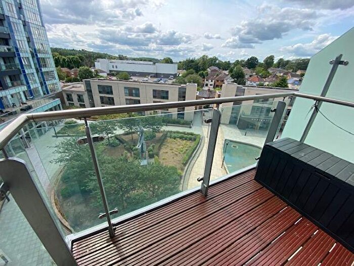 2 Bedroom Apartment To Rent In Cotterells, Hemel Hempstead, HP1