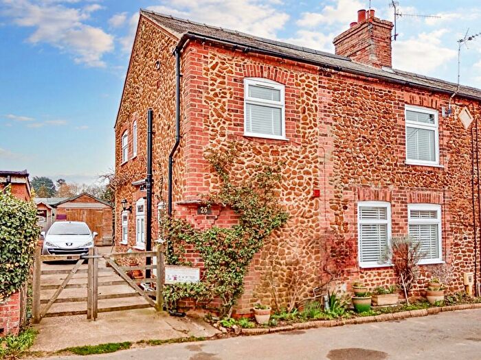 3 Bedroom End Of Terrace House For Sale In Park Lane, Snettisham, PE31