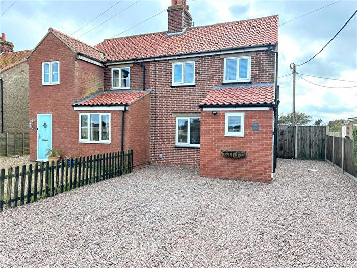 2 Bedroom Semi-Detached House For Sale In West End Terrace, Sea Palling, Norwich, Norfolk, NR12