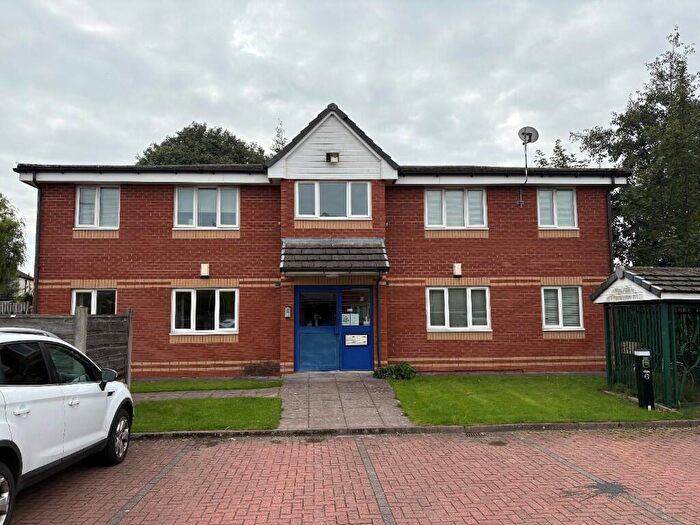 2 Bedroom Apartment To Rent In Redwood Close, Cheadle Heath, Stockport, SK3