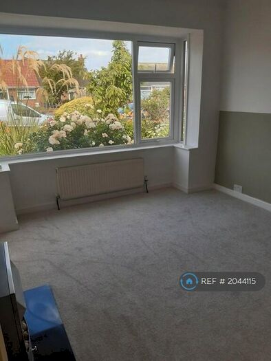 2 Bedroom Bungalow To Rent In North Drive, Thornton-Cleveleys, FY5