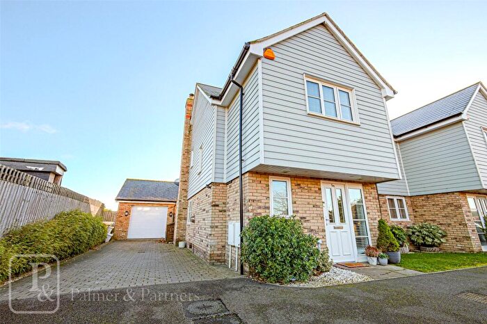 3 Bedroom Semi-Detached House To Rent In Dumsday Drive, Weeley Heath, Clacton-on-Sea, Essex, CO16