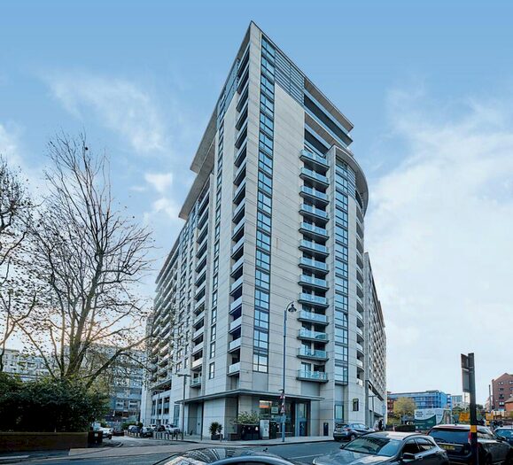 2 Bedroom Property For Sale In Centenary Plaza, Holliday Street, Birmingham, West Midlands, B1