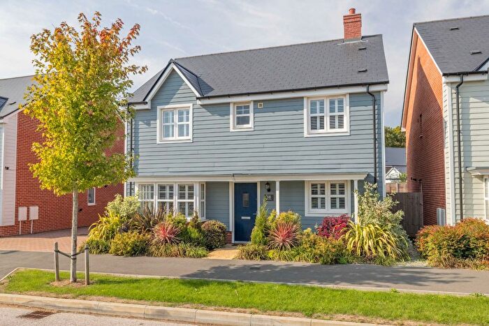 4 Bedroom Detached House For Sale In Stonechat Way, Finberry, Ashford, Kent, TN25