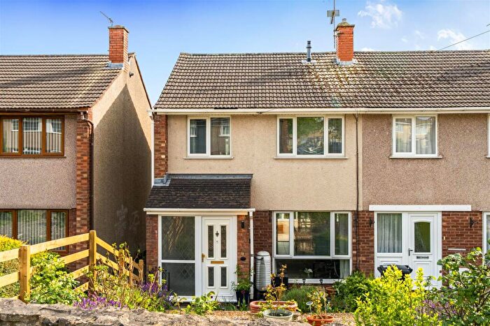 3 Bedroom Terraced House For Sale In Kingscote Park, St George, Bristol, BS5