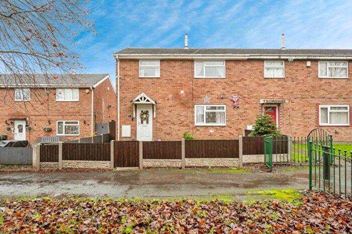 3 Bedroom End Of Terrace House For Sale In Staithes Walk, Denaby Main, Doncaster, DN12