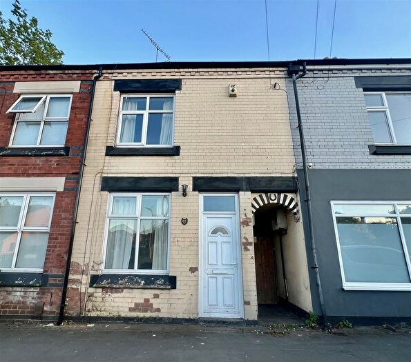 2 Bedroom Property To Rent In Aylestone Lane, Wigston, LE18
