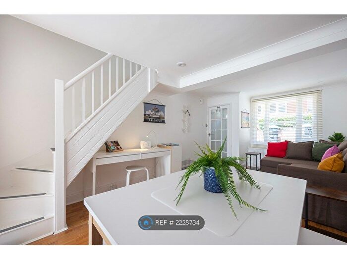 2 Bedroom Terraced House To Rent In Frederick Street, Brighton, BN1