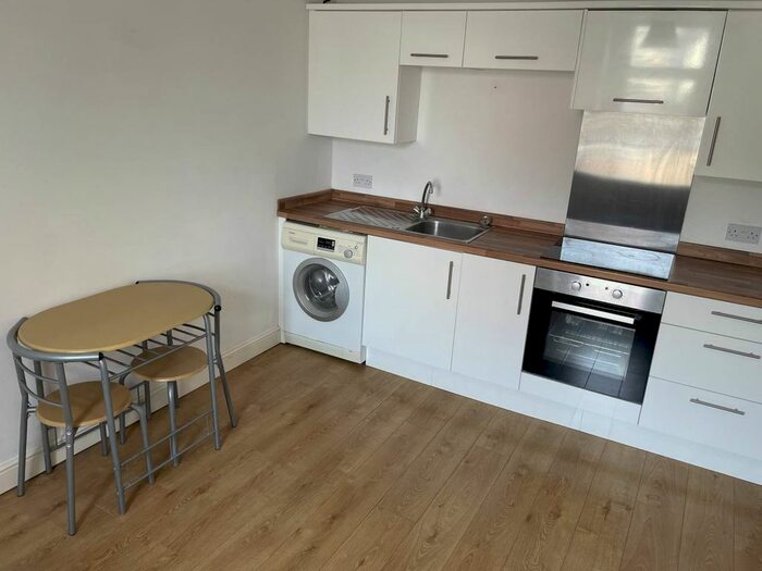 1 Bedroom Flat To Rent In Brunswick Street, City Centre, Swansea, SA1