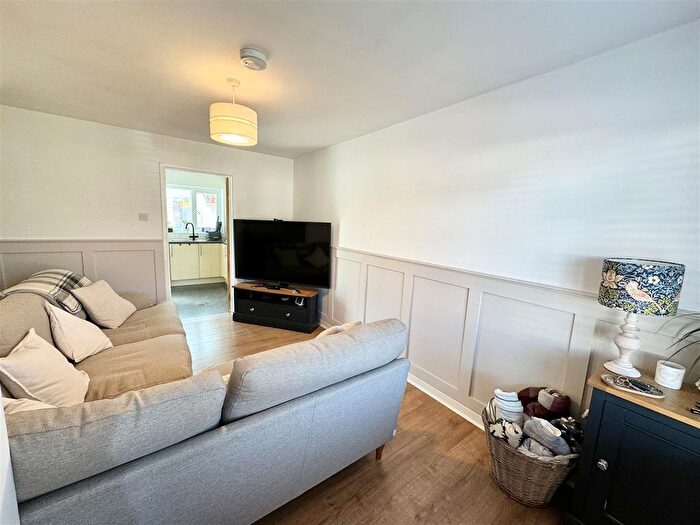 2 Bedroom Semi-Detached House For Sale In Ger Y Llan, Penrhyncoch, Aberystwyth, SY23