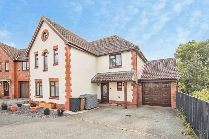 4 Bedroom Detached House For Sale In Spire Chase, Sudbury, CO10
