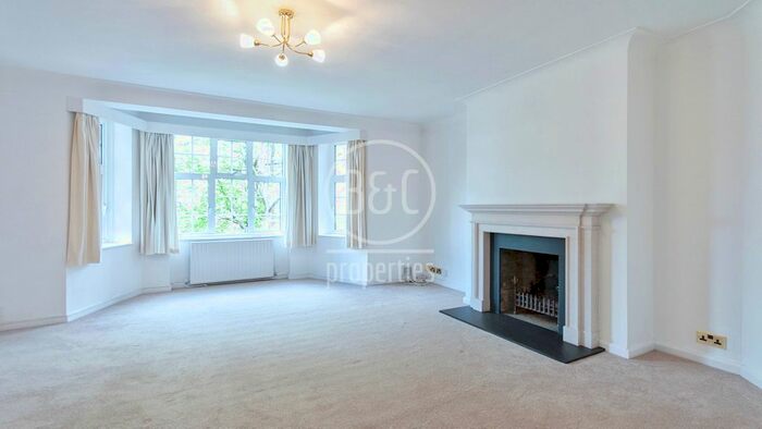3 Bedroom Flat To Rent In Grosvenor Court, Wimbledon, London, SW19