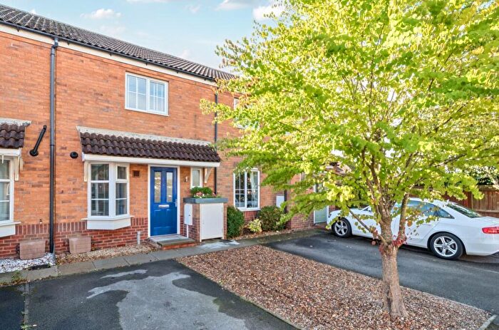 2 Bedroom Terraced House For Sale In Kedleston Road, NG31