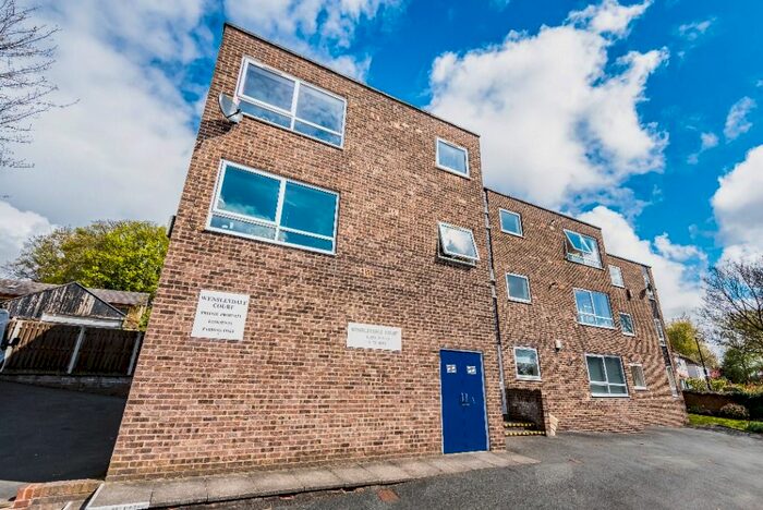 2 Bedroom Flat To Rent In Wensleydale Court, Stainbeck Lane, Chapel Allerton, Leeds LS7