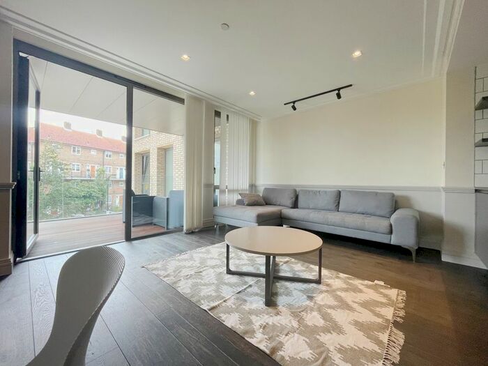 2 Bedroom Flat To Rent In Crisp Road, London, W6