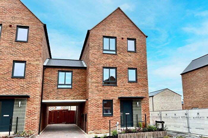 3 Bedroom Semi Detached House For Sale In Darwin Green, Shrewsbury Road, CB3