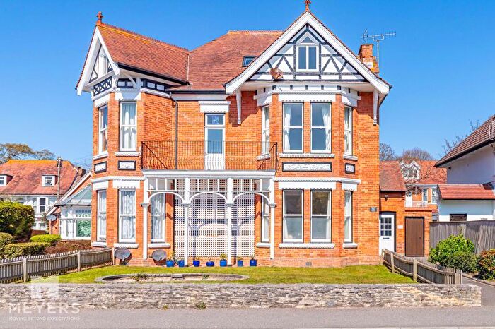 2 Bedroom Flat To Rent In Manor Court, Percy Road, Bournemouth, BH5