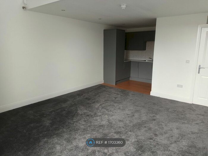 1 Bedroom Flat To Rent In Brougham Hall, Rossendale, BB4