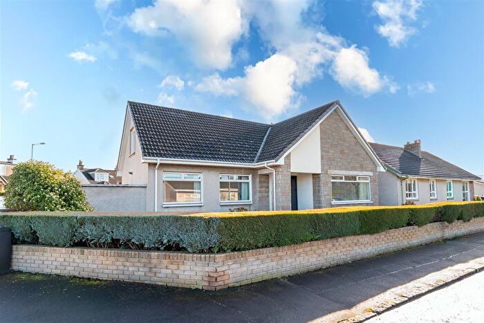 5 Bedroom Detached House For Sale In Mill Road, Motherwell, ML1