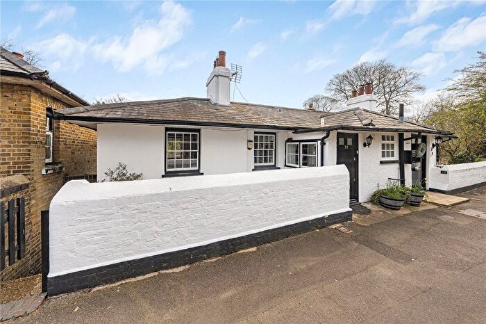 3 Bedroom Semi Detached House For Sale In Iver Lane, Uxbridge, UB8